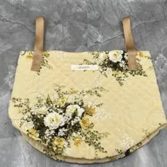 INGEBORG 花柄 キルティング バッグ フラワー ベージュのサムネイル