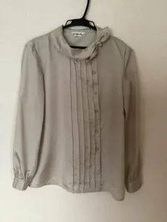 ブラウス リボン