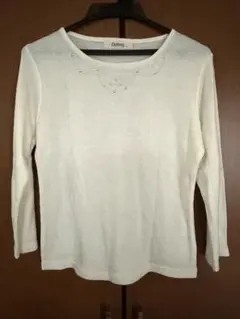 ビジュ付きニット　ホワイト