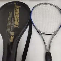 カワサキの硬式用のテニスラケットです