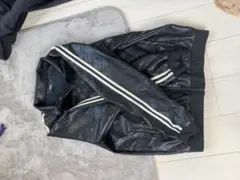 ブラックレザーボンバージャケット ストライプ入り