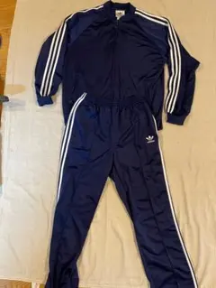 adidasトラックジャージ セットアップ ネイビー 3本ラインほぼ未使用 美品