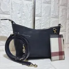 【極美品】Burberry ショルダーバッグ ノバチェック レザー 斜め掛けのサムネイル