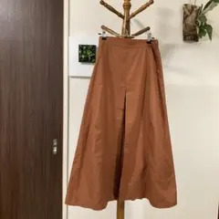 ZARA レンガ色ロングスカート 前タックシフォンプリーツ入り Mサイズ