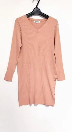 新品 NATURAL BEAUTY BASIC M ベージュ Vネック ニット