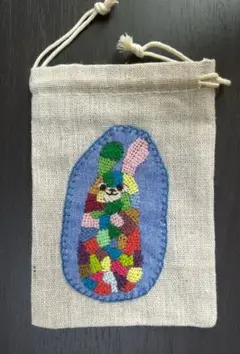 ダーニング刺繍 ミニ巾着