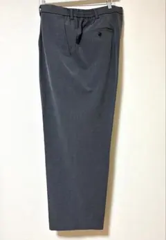 UNIQLOタックワイドパンツ　グレー