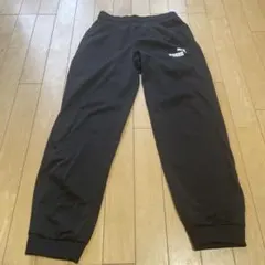 プーマスポーツ用ズボン