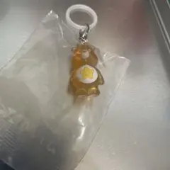 ケアベア　めじるしアクセサリー　ガチャガチャ　黄色　キーホルダー　チャーム