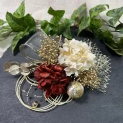 ドライフラワー髪飾り　結婚式成人式卒業式七五三髪飾り　レッドホワイトゴールド和玉