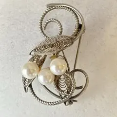 Item thumbnail for item 7312027b-75f9-44a2-b6dc-2b1d591ab02c