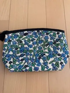 【新品】ポーチ　刺繍　ビーズ　ブルー系