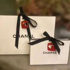 シャネルバレンタインレッド限定チャーム！