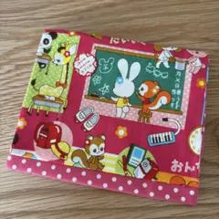4799【2点100円、3点200円引き】レトロアニマル柄移動ポケット