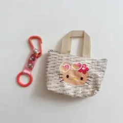 日焼けキティポーチ