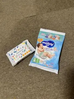 紙おむつ おしりふき セットのサムネイル
