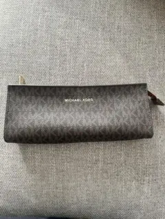 MICHAEL KORS モノグラムポーチ