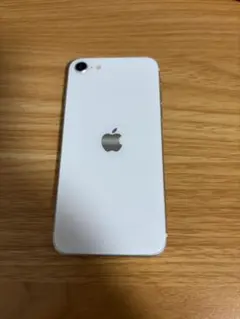 Apple iPhone SE (第3世代) Starlight