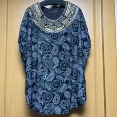 【新品・未使用】ローズバッド　ビーズ　トップスのサムネイル