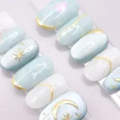 【857】ネイルチップSサイズ 水色 白　 月 星 ゴールドニュアンスマグネット