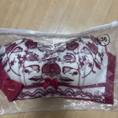 【新品·未使用】花柄刺繍ブラジャー 36/80 レッド