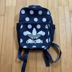 アディダス　子供用　水玉　リュックのサムネイル