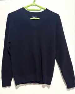 ユニクロ ネイビー Vネック メンズセーター