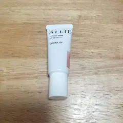 ALLIEクロノビューティカラーオンUVチーク ルーセントピンク SPF50+のサムネイル
