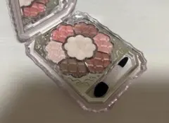 ★ジルスチュアート☆アイシャドウ☆２０２５クリスマスコフレ☆中古★