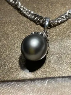 Pt900 黒蝶真珠 タヒチパール 12mm ダイヤ付 ペンダントトップ 大珠 
