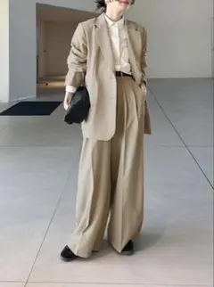 セレクトモカ　selectmoca ベージュ ジャケット パンツ　セットアップ