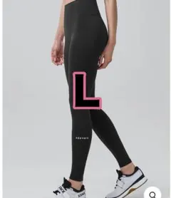新品未開封✧₊ゼクシィミックス xexymix レギンス ヨガウェア ブラックのサムネイル