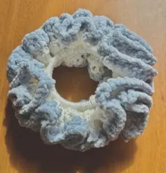 ハンドメイド ダブルフリルシュシュ ライトブルー×ホワイト