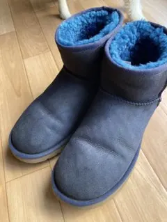 【即発送】UGG クラシックショート　ネイビー