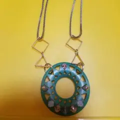 エスニック風ネックレス