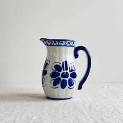 青い花模様の八角形クリームジャグ - メルカリ