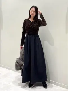 ラルフローレン 【新品タグ付き】ベロア　秋冬　ロングワンピースボウタイリボン ラルフローレン 【新品タグ付き】ベロア 秋冬 ロングワンピース