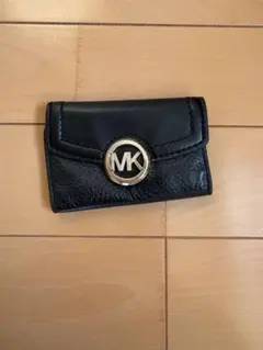 MICHAEL KORS 黒 レザー キーケース MKロゴ
