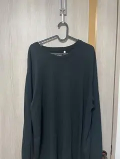 ESSENTIALS ブラック ロングスリーブ Tシャツ