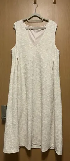 Dazy ベージュ ノースリーブ Vネック ロングワンピース マタニティ M