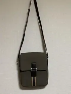 Golden Bear ショルダーバッグ カーキ