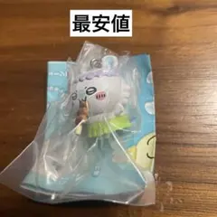 ちいかわ たべものいっぱいマスコット モモンガ　串に刺した肉となんか生地