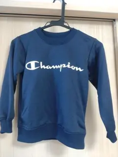 Champion ネイビー トレーナーのサムネイル