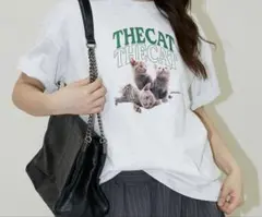 パブリュクス THE CAT カレッジ風 Tシャツ　フリークスストア