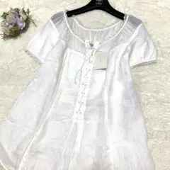★新品　レースアップブラウス✨シアー切替❤︎ホワイト♡上品❤︎リボン✨絹＆麻　M Lのサムネイル