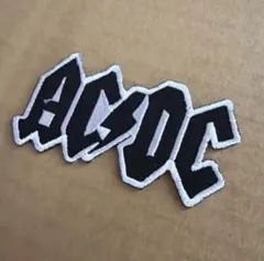 【アイロンワッペン】刺繍　ワッペン　ACDC ロック バンド　新品　送料無料