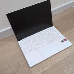 HP Pavilion ノートPC 本体 ホワイトのサムネイル