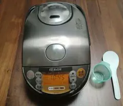 Item thumbnail for item dc1fd4bb-979d-48ab-b81c-70cf23b0d60f