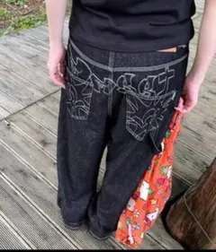 ワイドデニムパンツ　バギーデニム　黒　ブラック　刺繍　ユニセックス