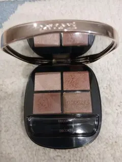 コスメデコルテ　スキンシャドウデザイニングパレット10